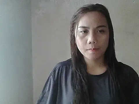 Snapshot of Ur_HotCat chatting on 10-31-25, 03:18 Ur HotCat online show from 10-31-25, 03:18