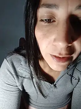 Snapshot of marinax11 chatting on 05-22-26, 12:11 marinax11 online show from 05-22-26, 12:11