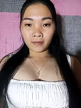 Snapshot of Lovebaby-love chatting on 12-21-25, 02:24 Lovebaby-love online show from 12-21-25, 02:24