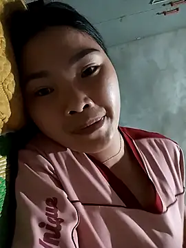 Snapshot of Lovebaby-love chatting on 04-08-26, 07:30 Lovebaby-love online show from 04-08-26, 07:30