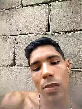 Snapshot of Alex_Sweeting chatting on 11-01-25, 06:54 Alex Sweeting online show from 11-01-25, 06:54