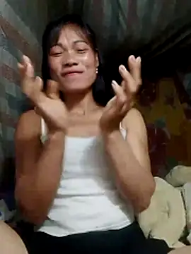 Snapshot of doggy-00 chatting on 03-27-26, 09:36 doggy-00 online show from 03-27-26, 09:36