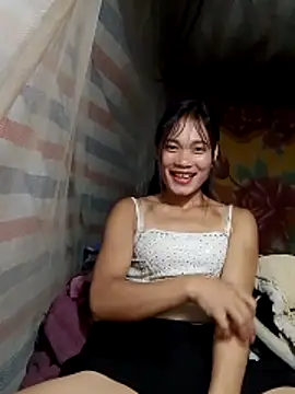 Snapshot of doggy-00 chatting on 04-01-26, 12:28 doggy-00 online show from 04-01-26, 12:28