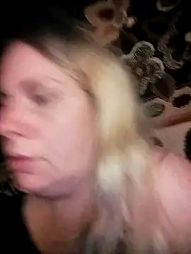 Lana-murr online show from 11-22-25, 03:33