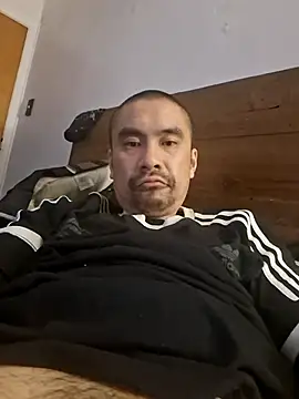 Stronggdragon85 online show from 07-15-26, 04:12