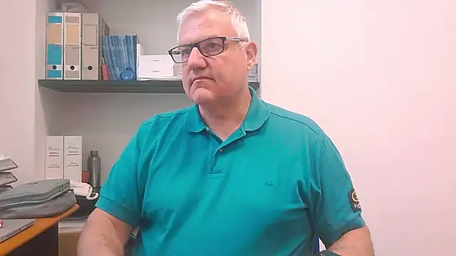 Snapshot of Diegoriv71 chatting on 06-04-26, 06:52 Diegoriv71 online show from 06-04-26, 06:52