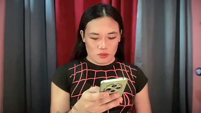 untouchable mia online show from 11-09-25, 10:30