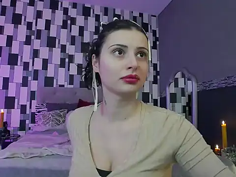 Snapshot of venusinylons chatting on 12-21-25, 01:18 venusinylons online show from 12-21-25, 01:18