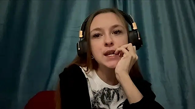 Snapshot of HOTBellakle chatting on 11-09-25, 03:10 HOTBellakle online show from 11-09-25, 03:10