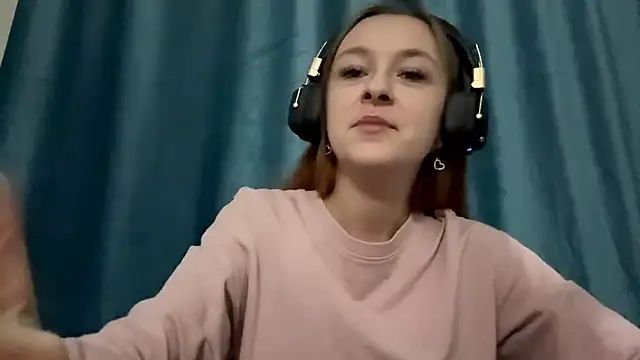 Snapshot of HOTBellakle chatting on 11-11-25, 01:11 HOTBellakle online show from 11-11-25, 01:11