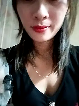 Em xinh01 online show from 10-29-25, 09:00