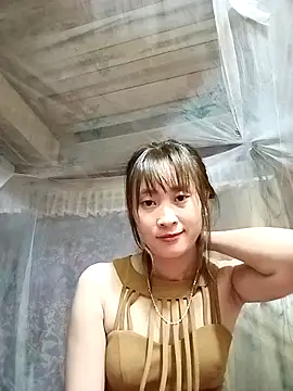 Em xinh01 online show from 10-30-25, 01:45