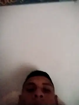 Snapshot of Yordiparra chatting on 03-28-26, 10:09 Yordiparra online show from 03-28-26, 10:09