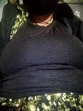 Snapshot of Homa6060 chatting on 11-27-25, 04:31 Homa6060 online show from 11-27-25, 04:31