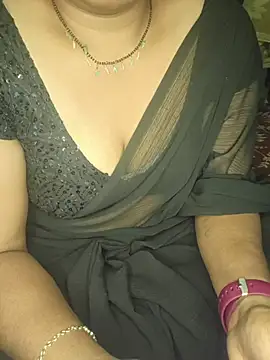 Snapshot of shreyareddy99 chatting on 11-08-25, 12:49 shreyareddy99 online show from 11-08-25, 12:49