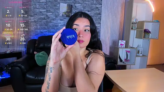 Amber Smitt19 online show from 11-24-25, 01:33