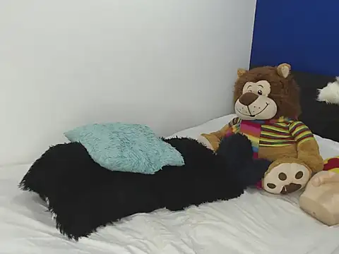 EmmilyConnor online show from 03-03-26, 02:45