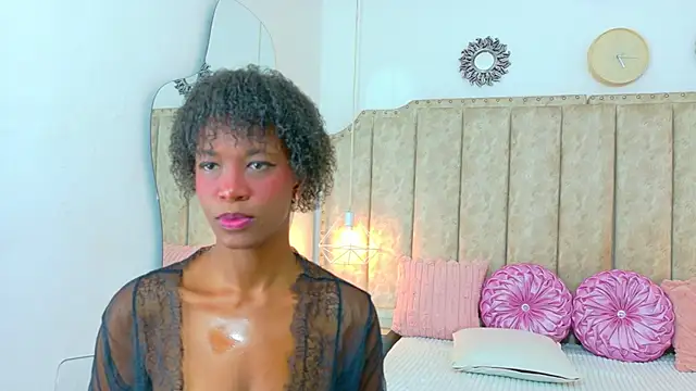 Snapshot of LilithMiller_ chatting on 11-28-25, 08:33 LilithMiller online show from 11-28-25, 08:33