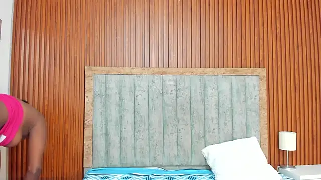 Katrina London online show from 12-13-25, 07:53