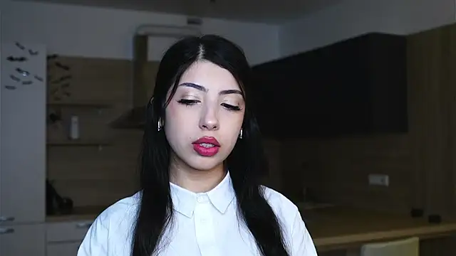 Snapshot of TonjaNeace chatting on 11-09-25, 04:22 TonjaNeace online show from 11-09-25, 04:22