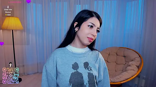 Snapshot of TonjaNeace chatting on 12-02-25, 04:40 TonjaNeace online show from 12-02-25, 04:40