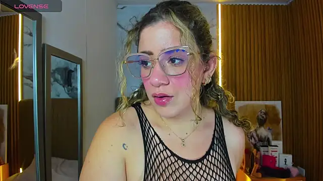 OSNAKELLER online show from 04-15-26, 03:02