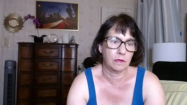 BigbustedBrenda online show from 06-03-26, 08:25