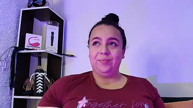 Snapshot of Natasha_Amber chatting on 11-03-25, 03:35 Natasha Amber online show from 11-03-25, 03:35