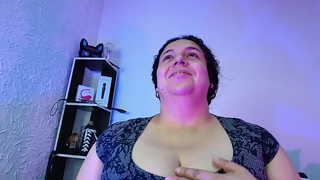 Snapshot of Natasha_Amber chatting on 11-18-25, 03:27 Natasha Amber online show from 11-18-25, 03:27