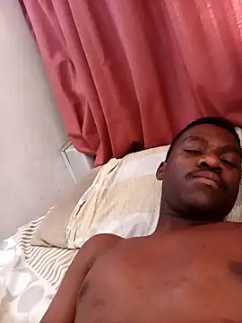 Snapshot of dzicky33 chatting on 10-28-25, 10:08 dzicky33 online show from 10-28-25, 10:08