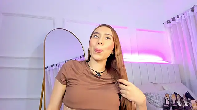 Snapshot of ada_belucci chatting on 02-18-26, 07:21 ada belucci online show from 02-18-26, 07:21