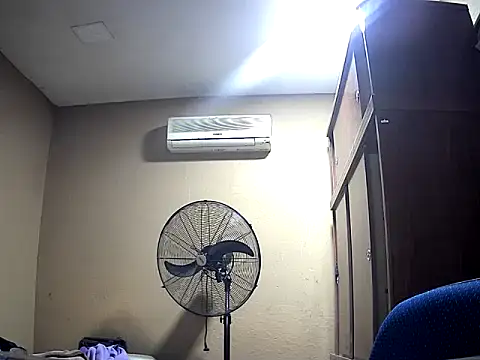 calitox1995 online show from 10-31-25, 10:44