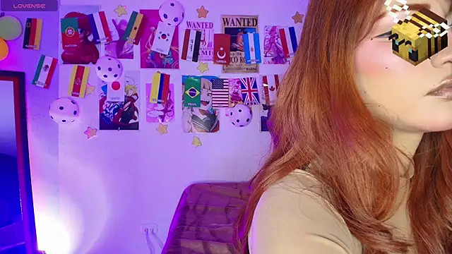 Snapshot of Nekogirl_04 chatting on 07-11-26, 04:37 Nekogirl 04 online show from 07-11-26, 04:37