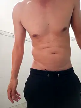 Snapshot of Cafeen19 chatting on 02-12-26, 03:12 Cafeen19 online show from 02-12-26, 03:12