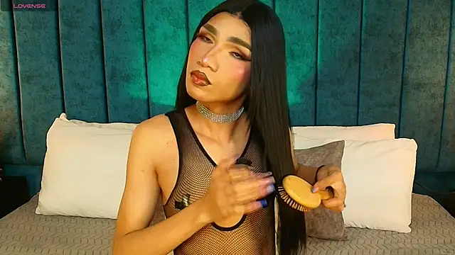 FernandaFox  online show from 11-18-25, 03:45