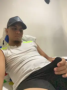 Snapshot of MichaManu7 chatting on 11-07-25, 04:12 MichaManu7 online show from 11-07-25, 04:12