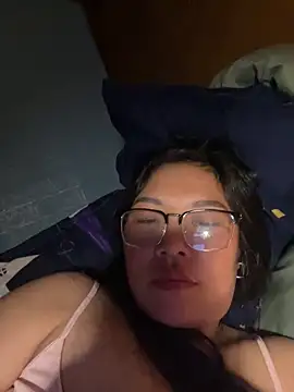 Snapshot of heodat-sexx chatting on 04-19-26, 06:10 heodat-sexx online show from 04-19-26, 06:10