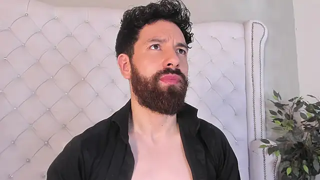 jackfoden01 online show from 10-28-25, 05:22