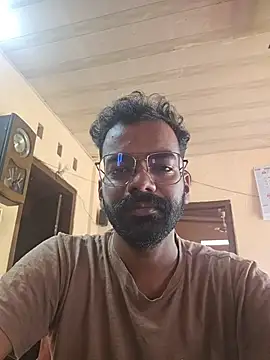 Snapshot of nithinrr chatting on 10-29-25, 05:10 nithinrr online show from 10-29-25, 05:10