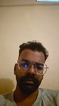 Snapshot of nithinrr chatting on 10-31-25, 01:17 nithinrr online show from 10-31-25, 01:17