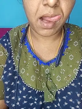 deepikasree143 online show from 12-14-25, 03:56