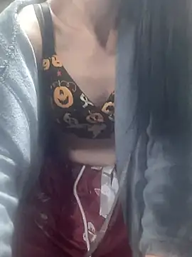 Snapshot of NaughtyNewGirl chatting on 10-30-25, 07:43 NaughtyNewGirl online show from 10-30-25, 07:43