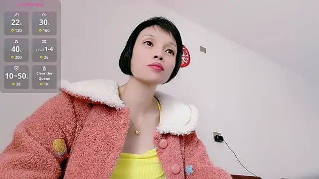 Snapshot of Yan61 chatting on 11-02-25, 01:30 Yan61 online show from 11-02-25, 01:30