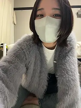 Snapshot of shuri_rin_ch chatting on 11-03-25, 11:33 shuri rin ch online show from 11-03-25, 11:33