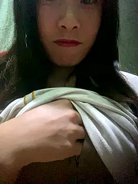 Snapshot of Elysia-007 chatting on 01-19-26, 12:42 Elysia-007 online show from 01-19-26, 12:42