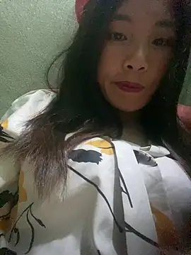 Snapshot of Elysia-007 chatting on 03-01-26, 01:13 Elysia-007 online show from 03-01-26, 01:13