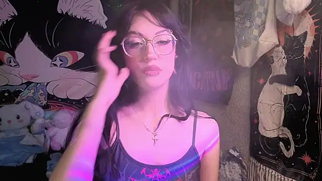 RavennaCrow online show from 12-03-25, 05:44