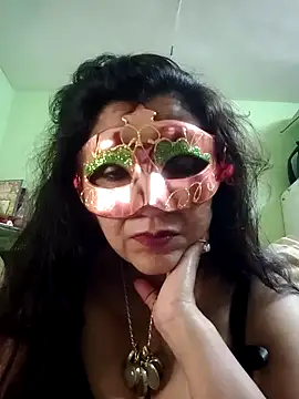 Snapshot of LOVE__RANI chatting on 11-05-25, 07:58 LOVE RANI online show from 11-05-25, 07:58