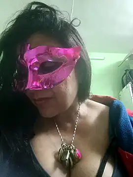 Snapshot of LOVE__RANI chatting on 11-29-25, 08:23 LOVE RANI online show from 11-29-25, 08:23