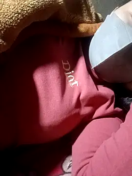 yoyo-mi online show from 11-25-25, 03:28